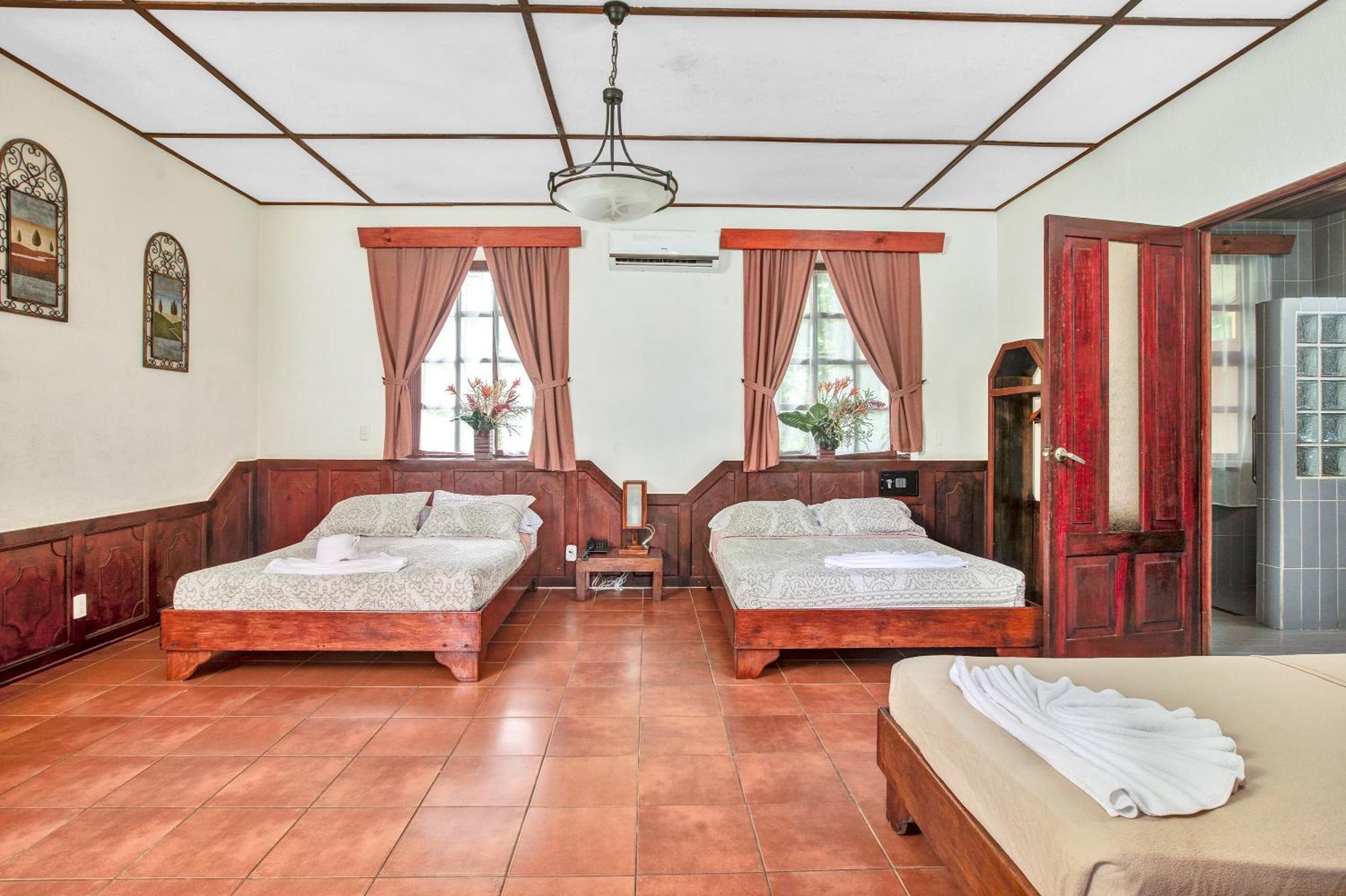 Hotel Playa Bejuco Esterillos Este Bagian luar foto